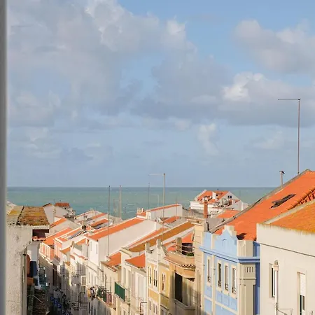Spacious And Luxury Apartment With Sea View *