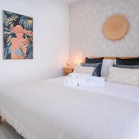Spacious And Luxury Apartment With Sea View Lejlighed